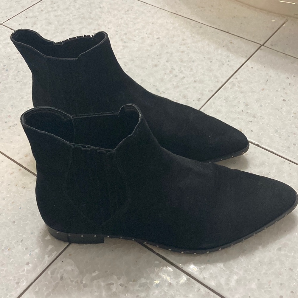 Rebecca Minkoff size 8 suede Chelsea boot